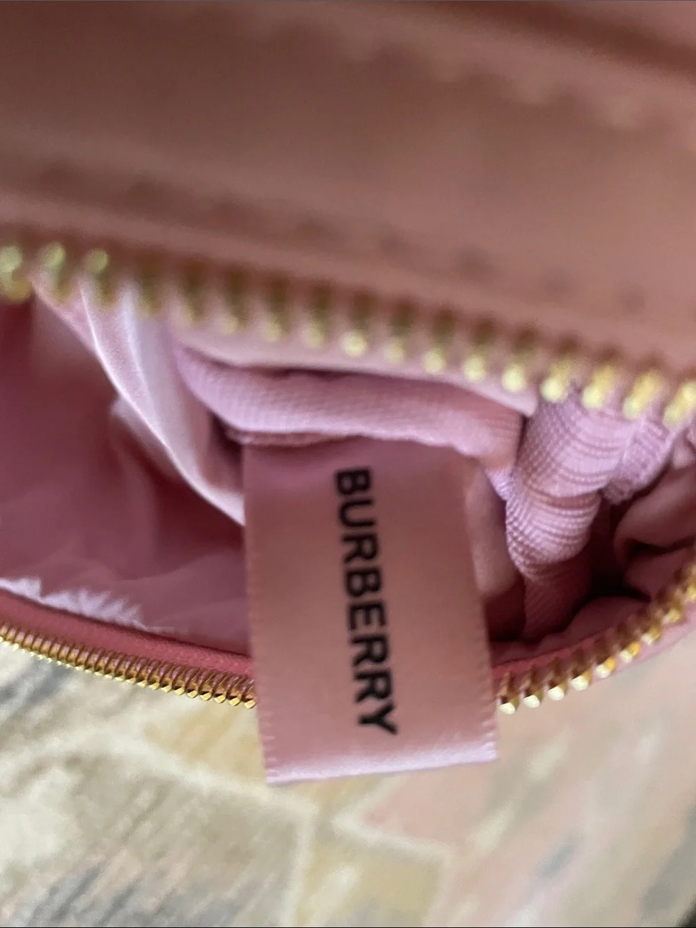 Burberry wristlet soft